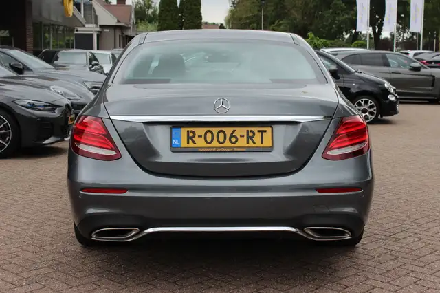 Mercedes-Benz E-Class view 15