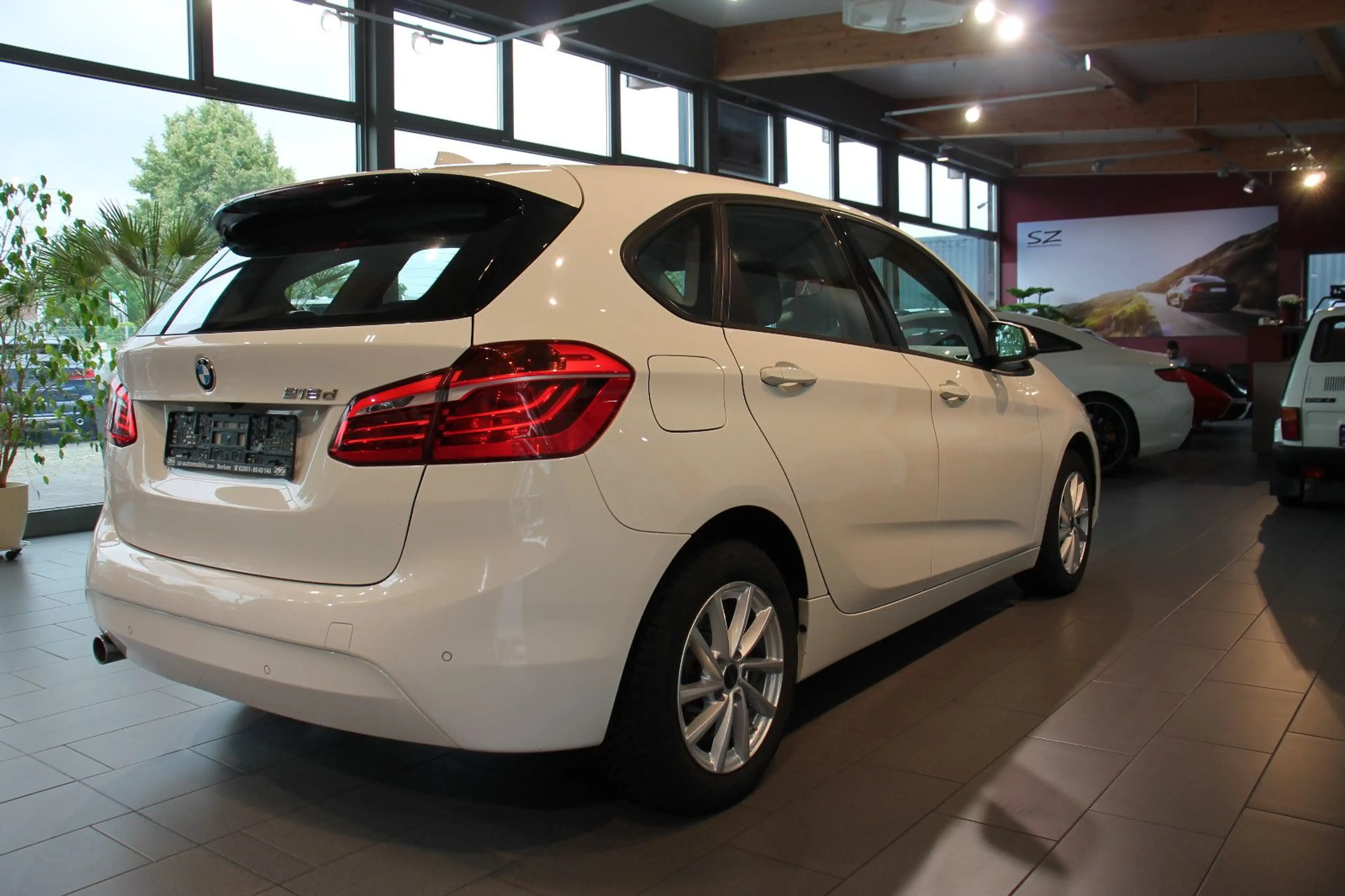 BMW 216 SHZ Kamera Tempomat — photo 6