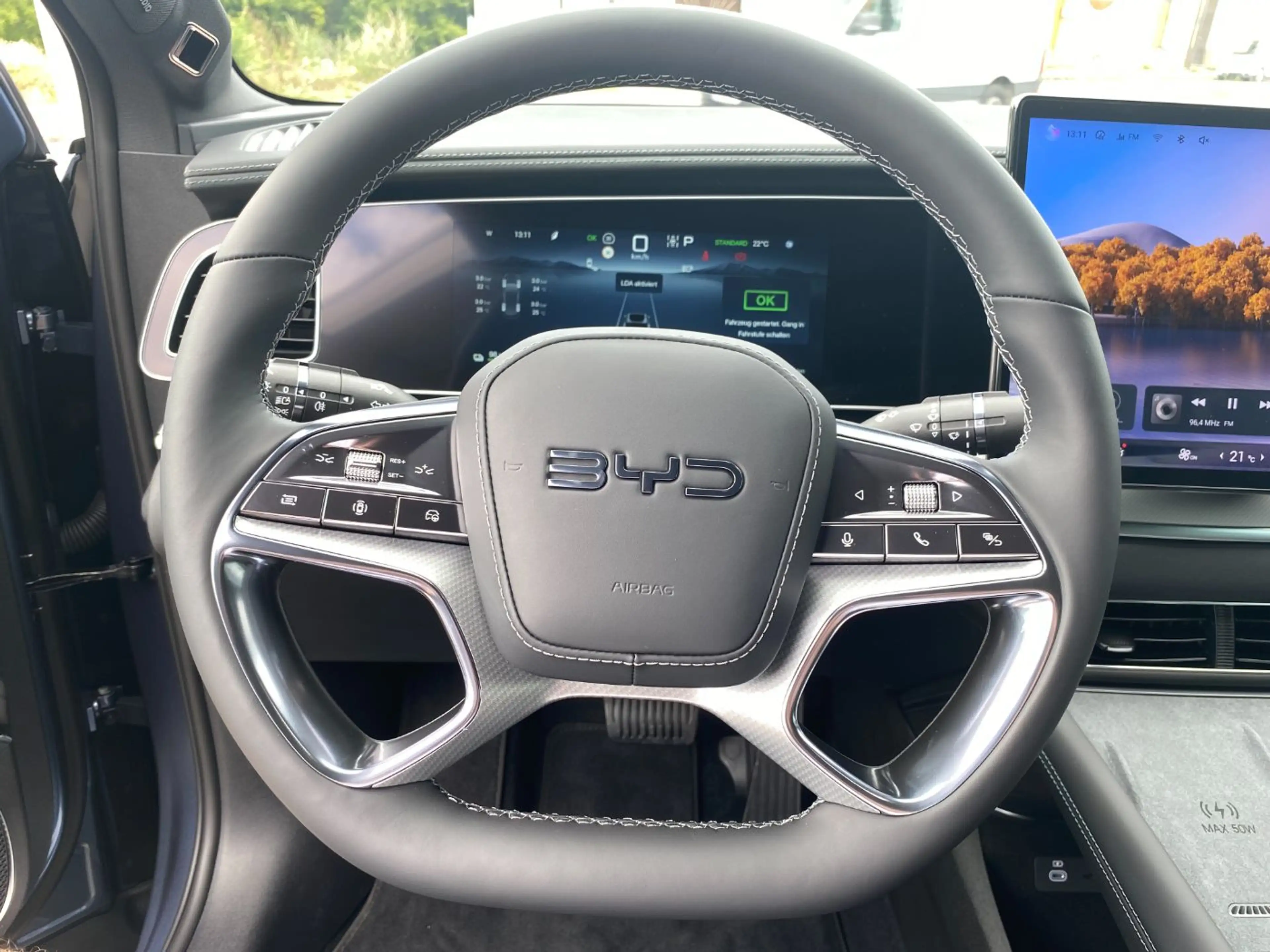 BYD Sealion 7 Ex PTS DAB CarPlay HUD Shz KeyGo eHeck — photo 8