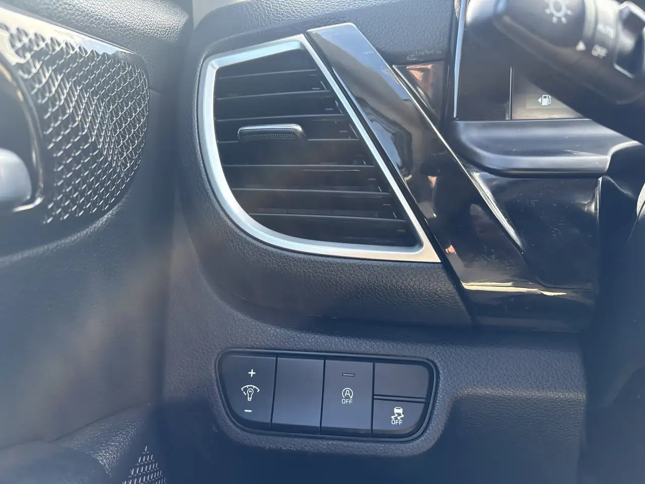 Kia Seltos снимка Kia Seltos