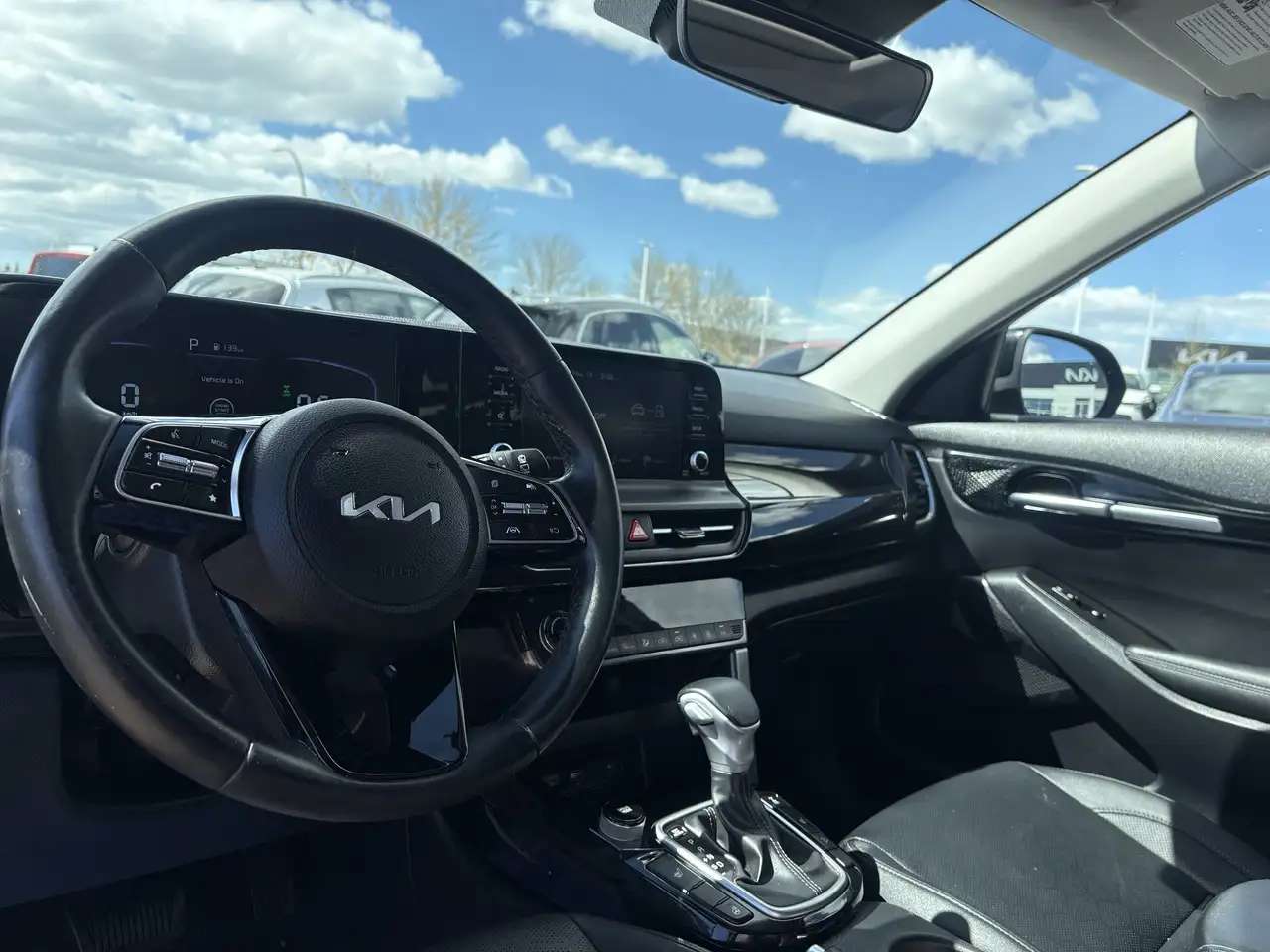 Kia Seltos снимка Kia Seltos