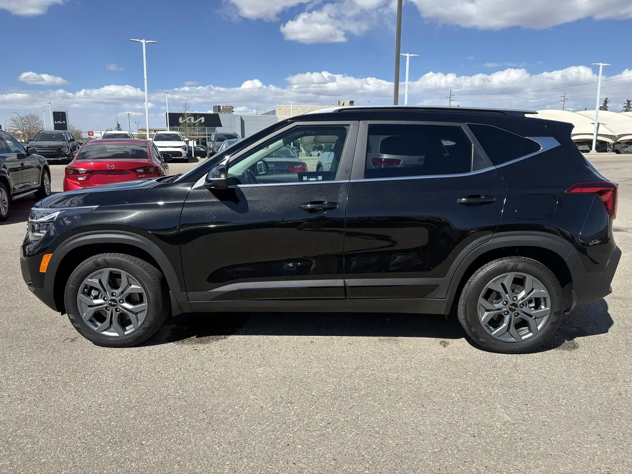 Kia Seltos снимка Kia Seltos