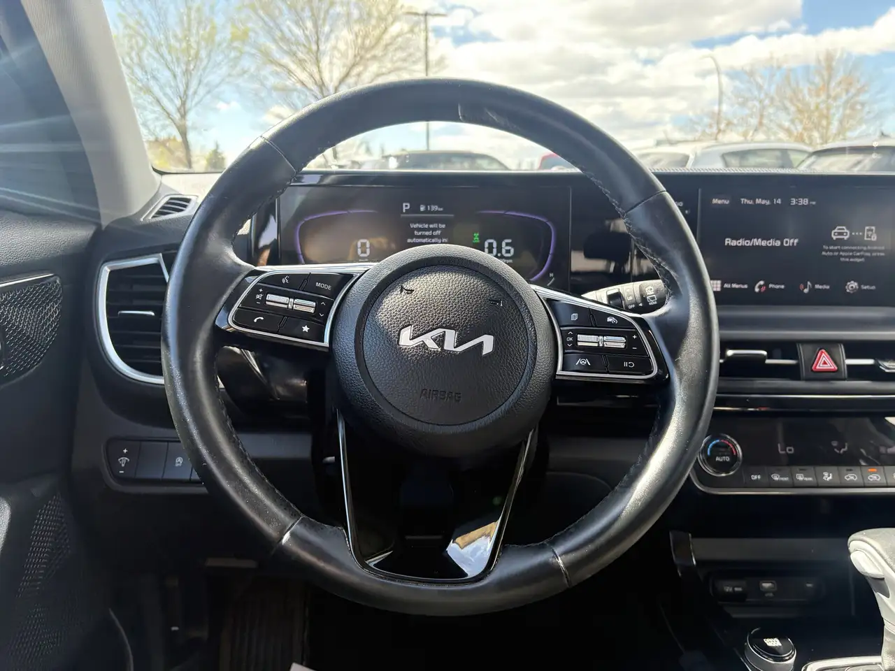 Kia Seltos снимка Kia Seltos