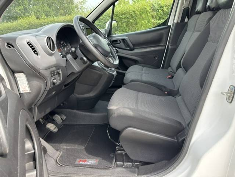Peugeot Partner 1.6 BENZINE*AIRCO/CC/GPS/3ZIT/CAMERA/FULL! — photo 5