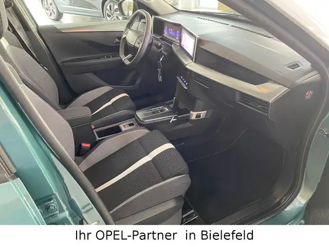 Opel Frontera view 11