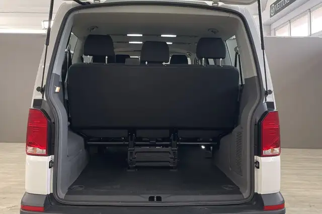 Volkswagen Caravelle view 29