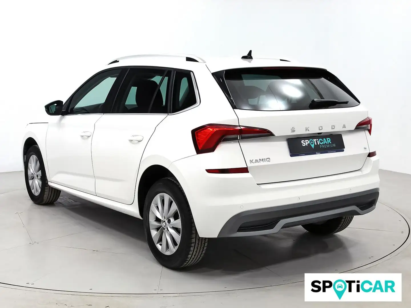 Skoda Kamiq 1.0 TSI Ambition 70kW Blanco - 2
