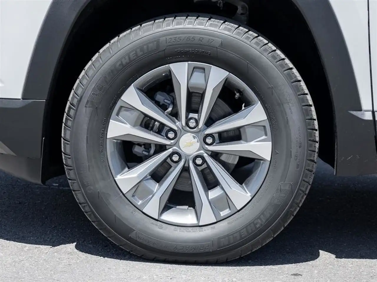 Chevrolet Equinox снимка Chevrolet Equinox