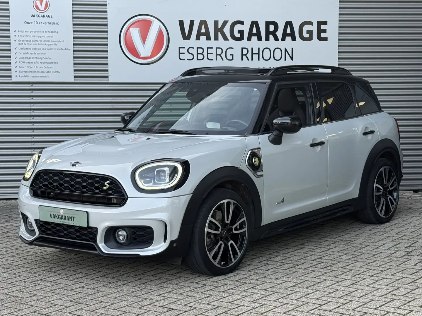 MINI Cooper SE Countryman Mini 2.0 ALL4 PHEV PLUG-IN JCW JCW,LED,NAV/CAM,PAN Gris - 1