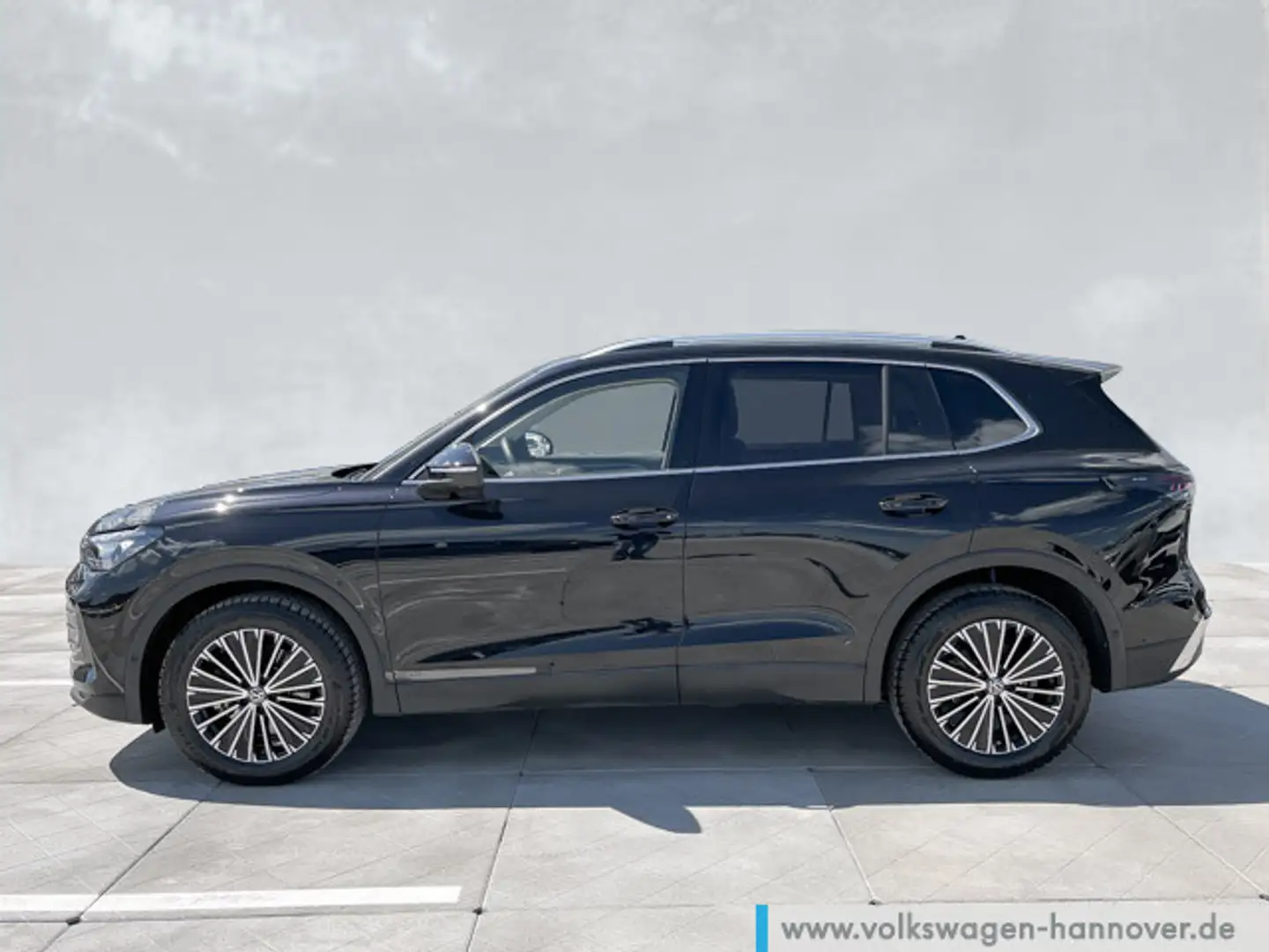 Volkswagen Tiguan 2.0 TDI DSG Elegance Navi Max Leder AHK H Schwarz - 2