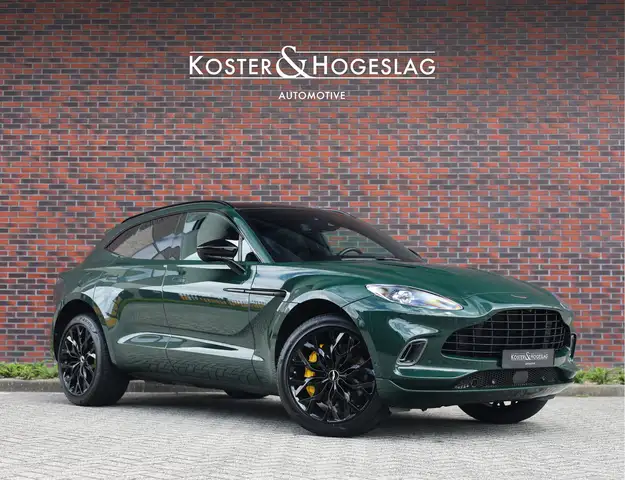 Aston Martin DBX 4.0 V8