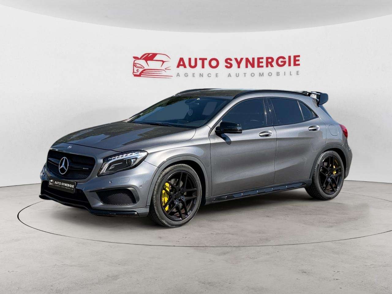 Mercedes-Benz GLA 45 AMG