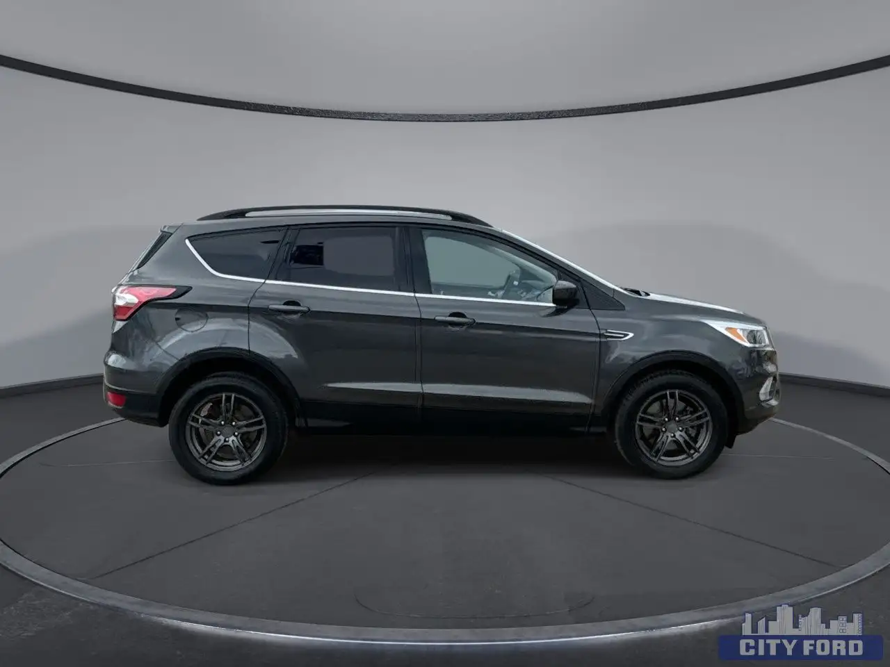 Ford Escape снимка Ford Escape