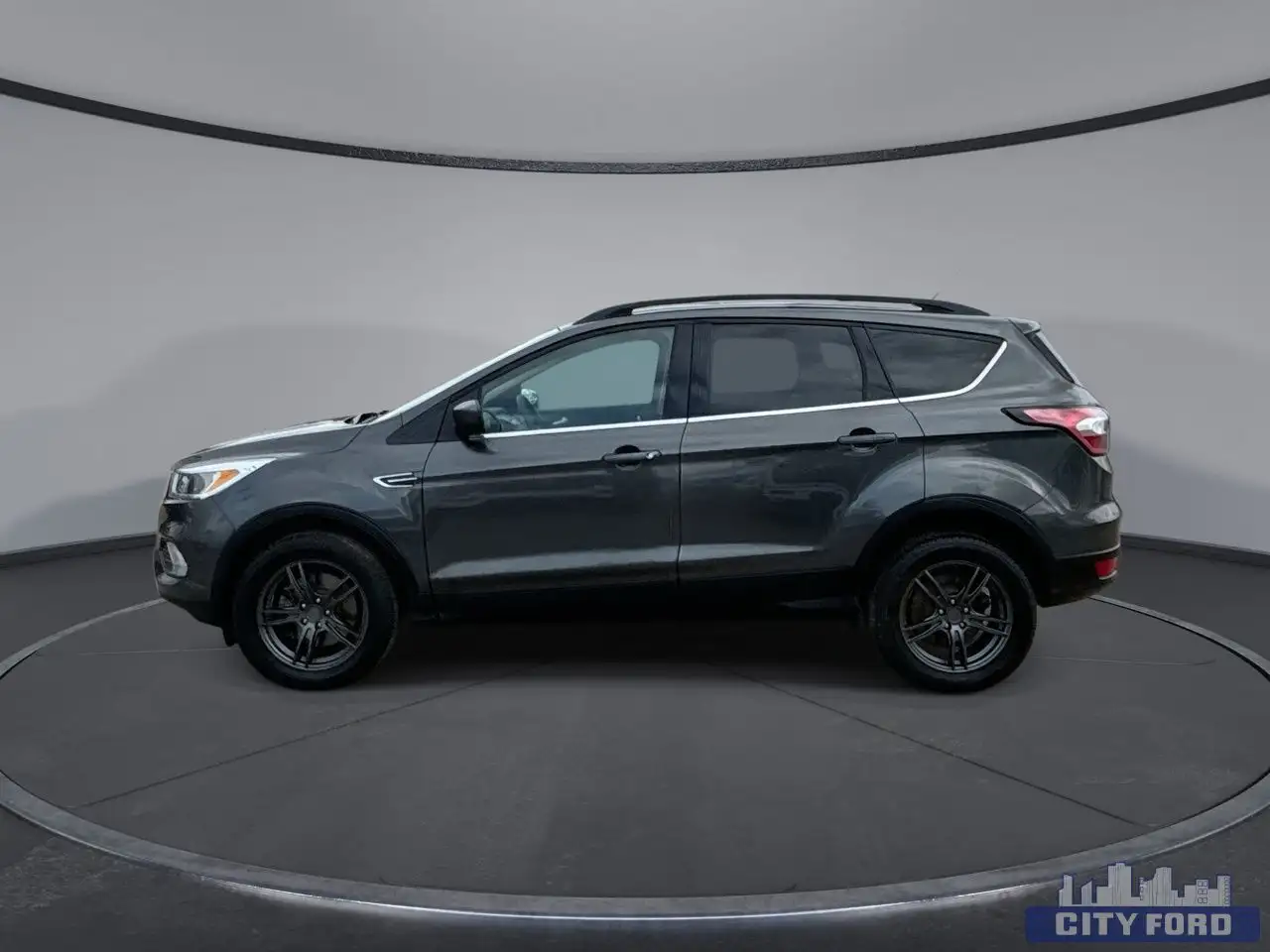 Ford Escape снимка Ford Escape