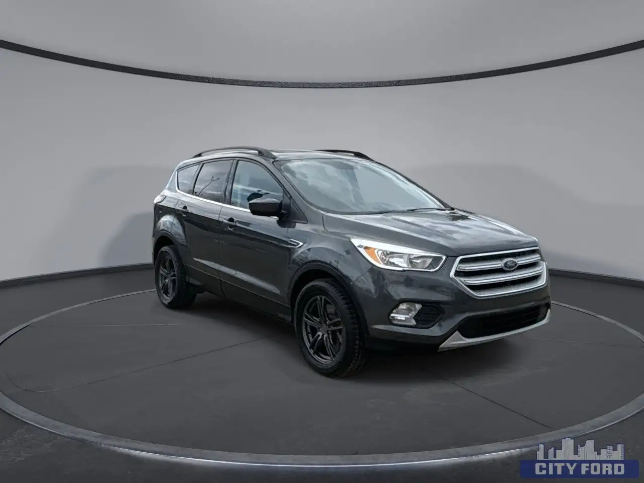 Ford Escape снимка Ford Escape