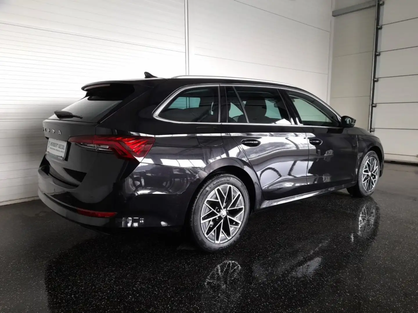 Skoda Octavia Combi STYLE 2,0 TDI DSG *17 ZOLL / LED & DYN BLINKER / HEAD-UP / VIRTUELL / NAVI / AHV / MEMORY SPORTSITZE* Schwarz - 2