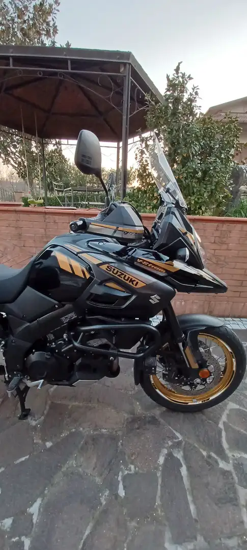 Suzuki V-Strom 1000 Negru - 2