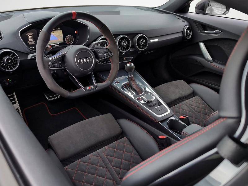 Audi TT 45 TFSI quattro — photo 10