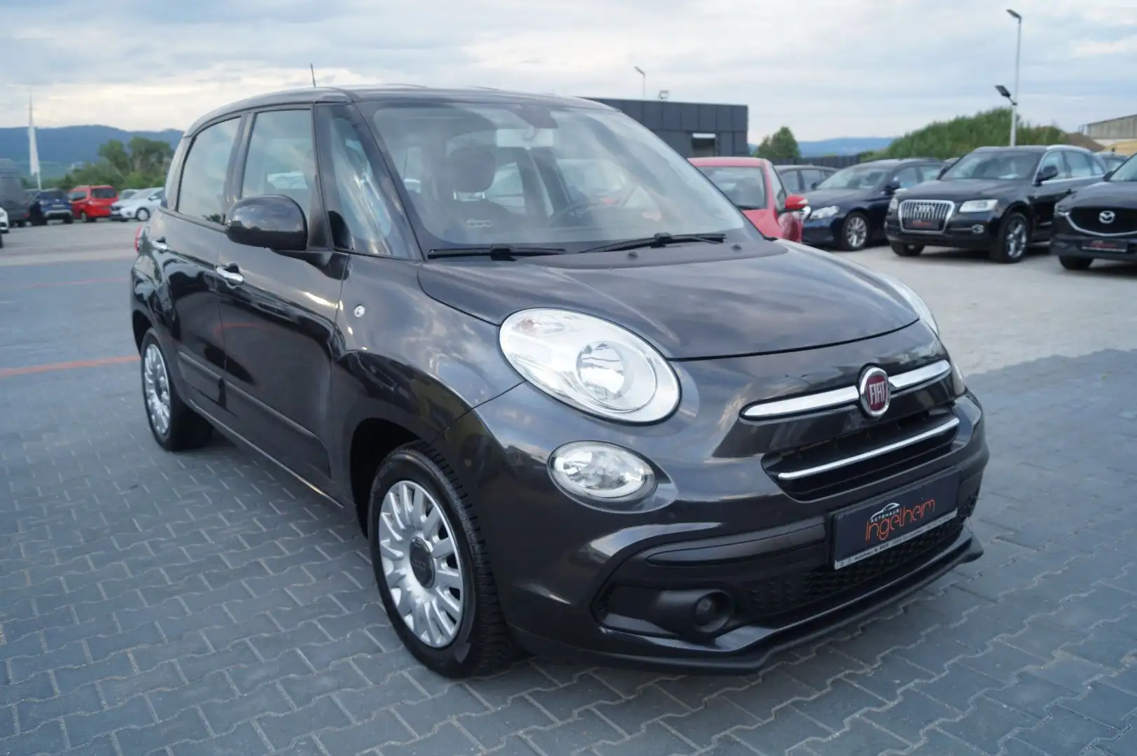 Fiat 500L Urban Pop Star Klima Kamera PDC AHK Tempoma Schwarz - 1