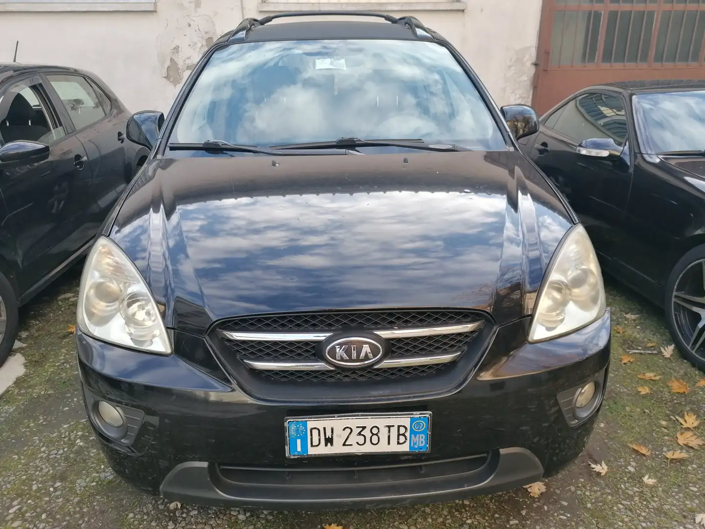 Kia Carens Carens 2.0 crdi 16v vgt EX Class Negro - 1