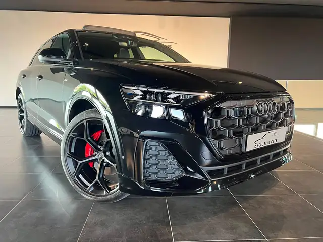 Audi Q8 main image