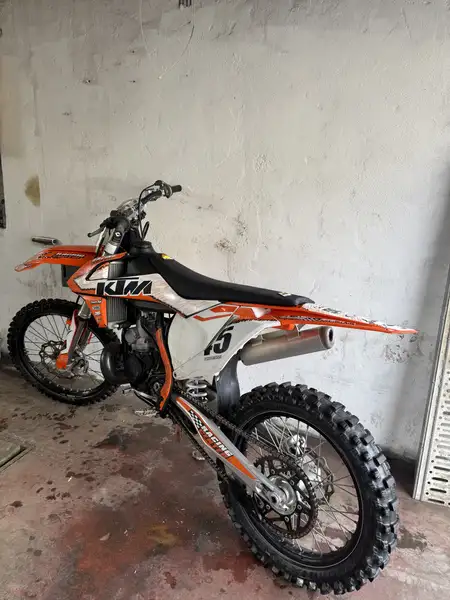 KTM 250 SX - foto 3