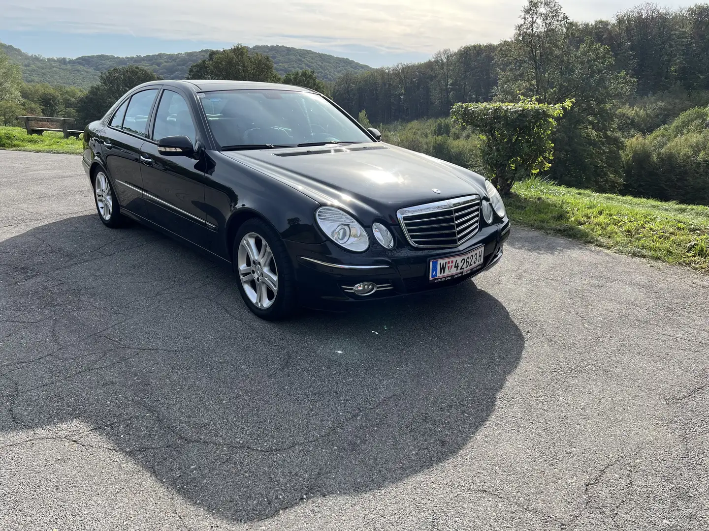 Mercedes-Benz E 320 Avantgarde Facelift - 2