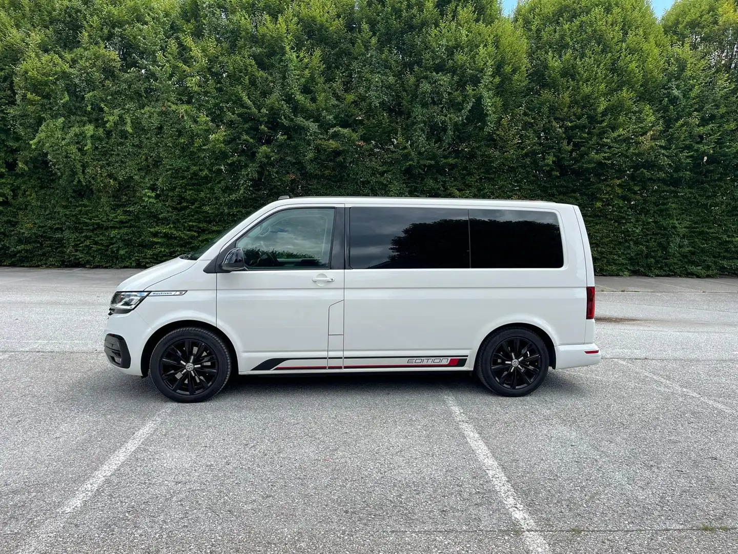 Volkswagen T6.1 Multivan Edition Weiß - 2