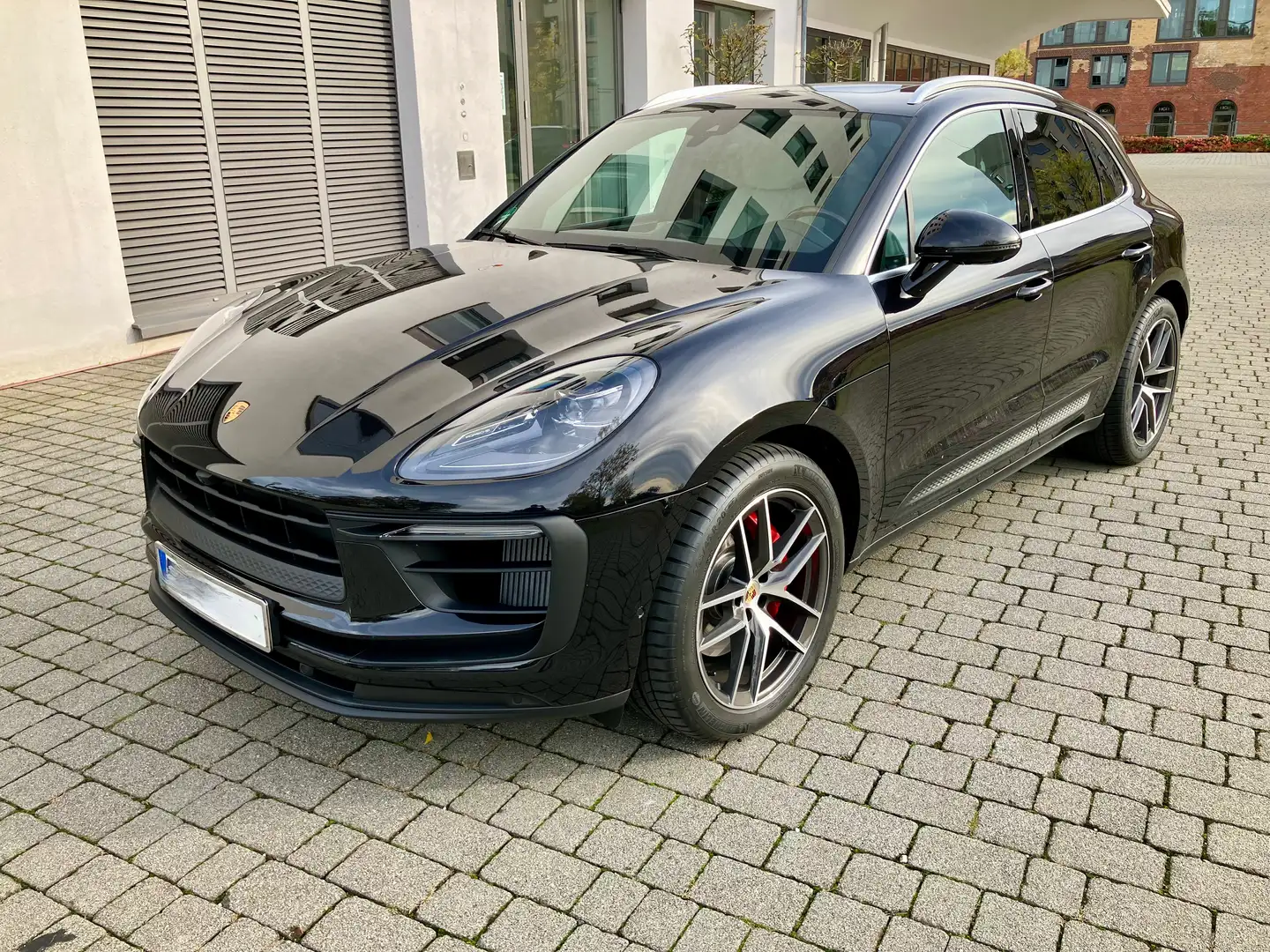 Porsche Macan S PDK Schwarz - 2