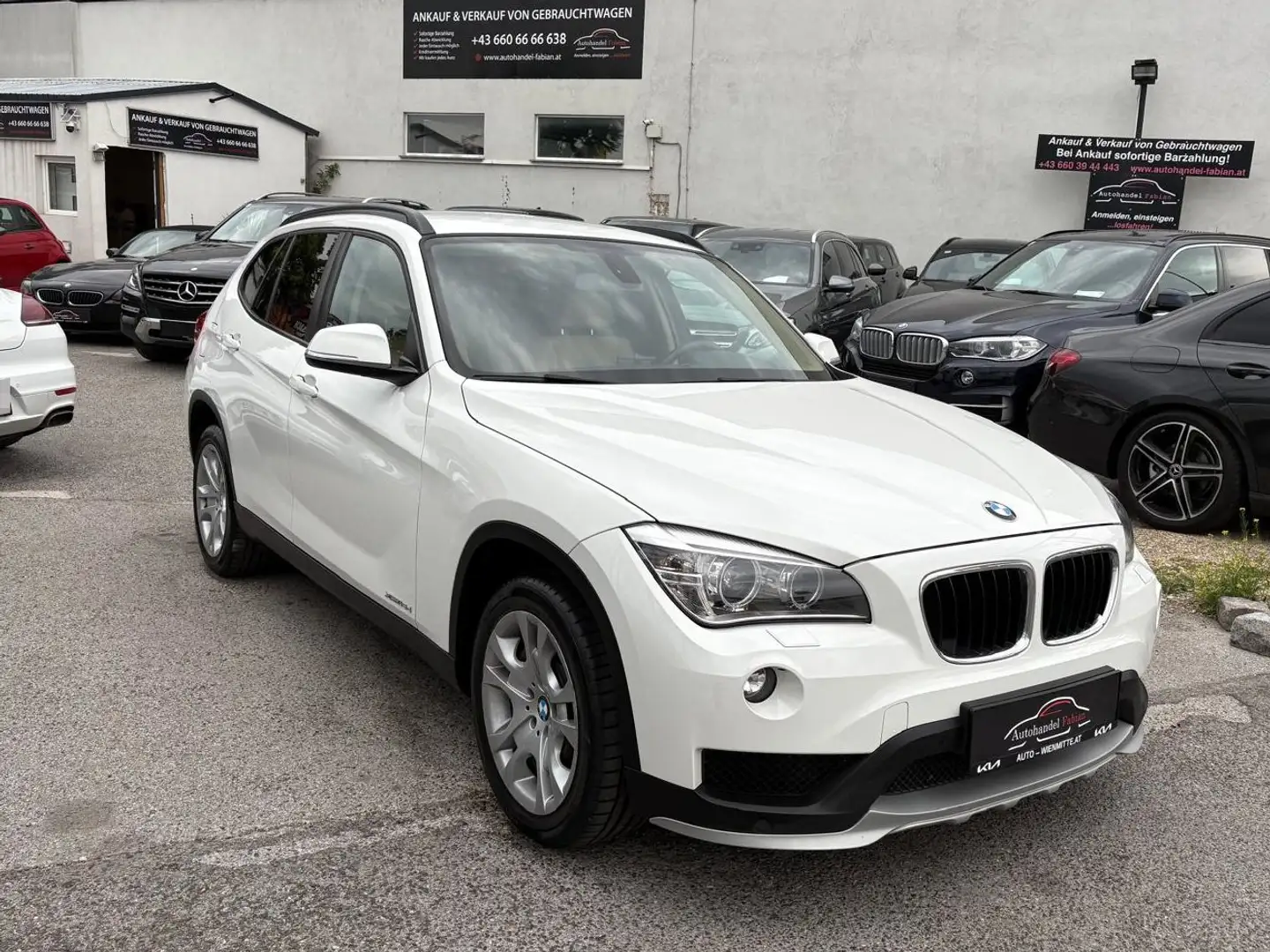 BMW X1 xDrive18d 143PS SEHR GEPFLEGT Pickerl 01/26 Leder Weiß - 1