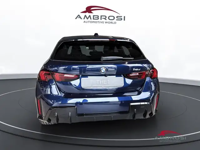 BMW 1 Series view 7