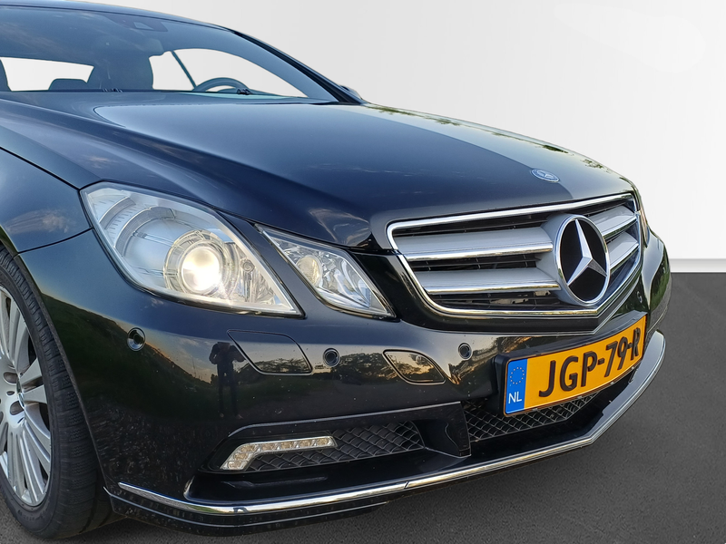 Mercedes-Benz E 200 Coupé CGI Elegance / Leder / Harman Kardon/ Xenon — photo 15