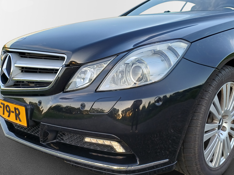 Mercedes-Benz E 200 Coupé CGI Elegance / Leder / Harman Kardon/ Xenon — photo 10