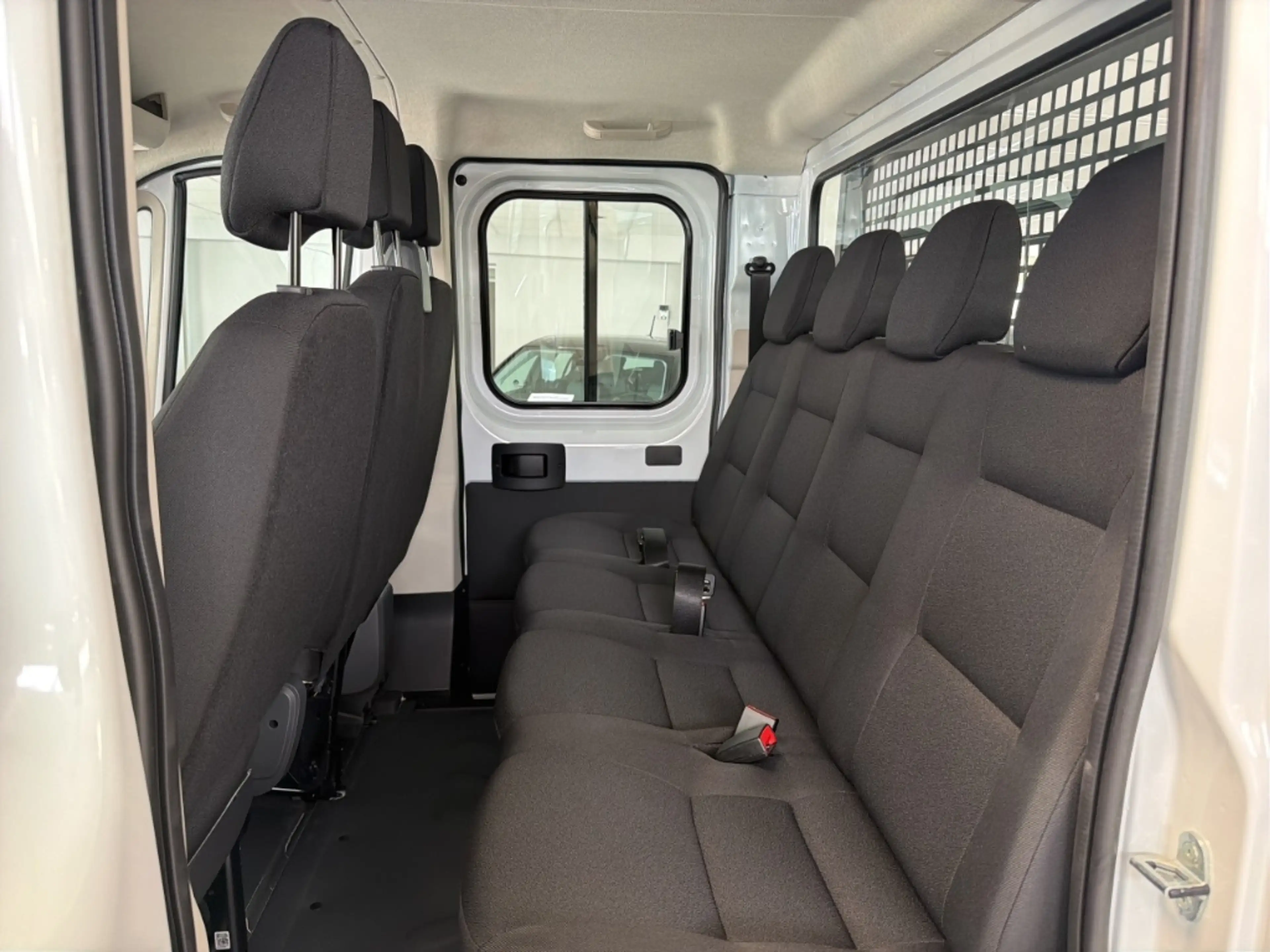 Fiat Ducato Pritschenwagen Doka. L3 AHK Navi DAB Rückfahrkam. — photo 14