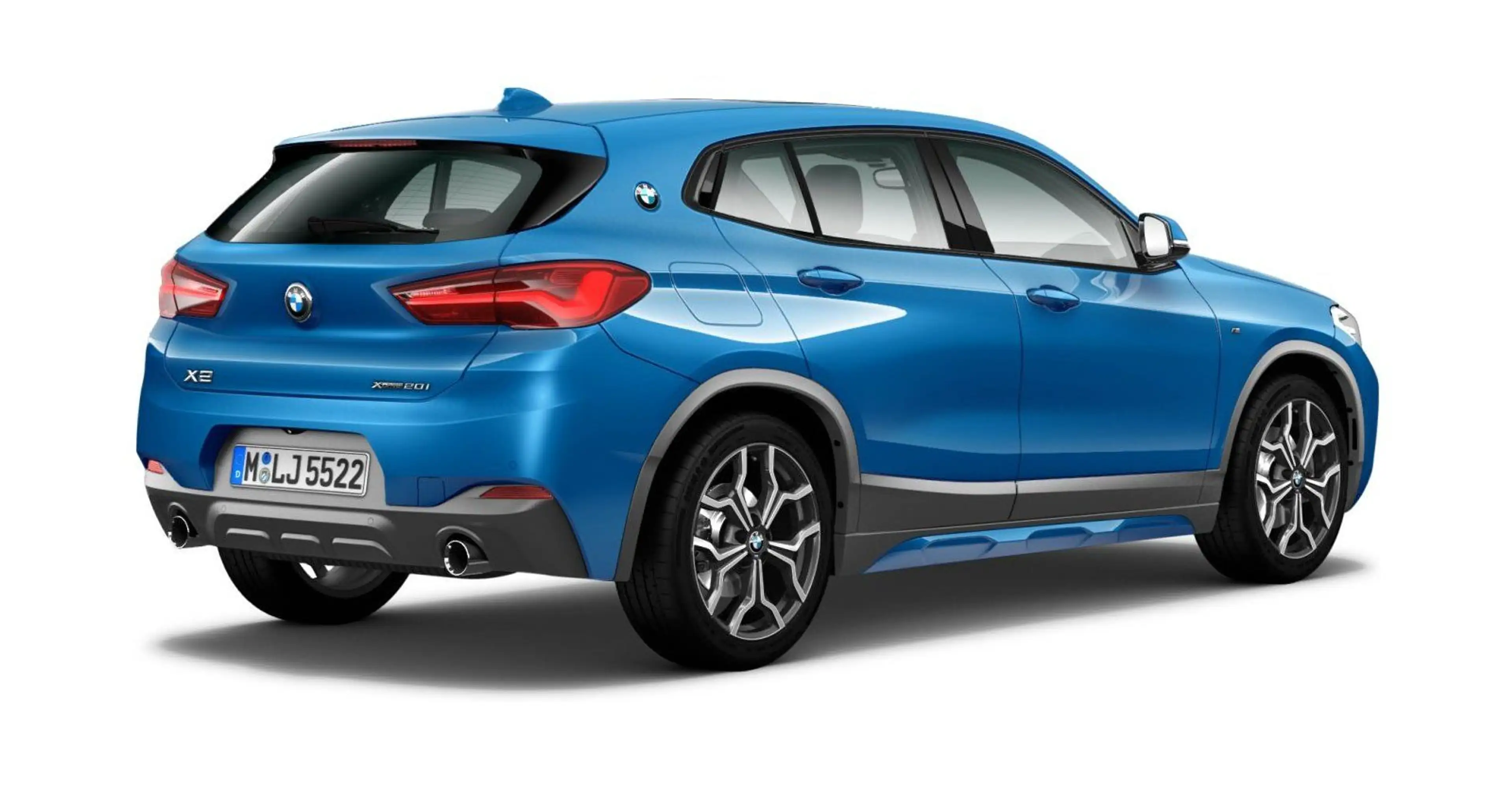BMW X2 xDrive20i — photo 2