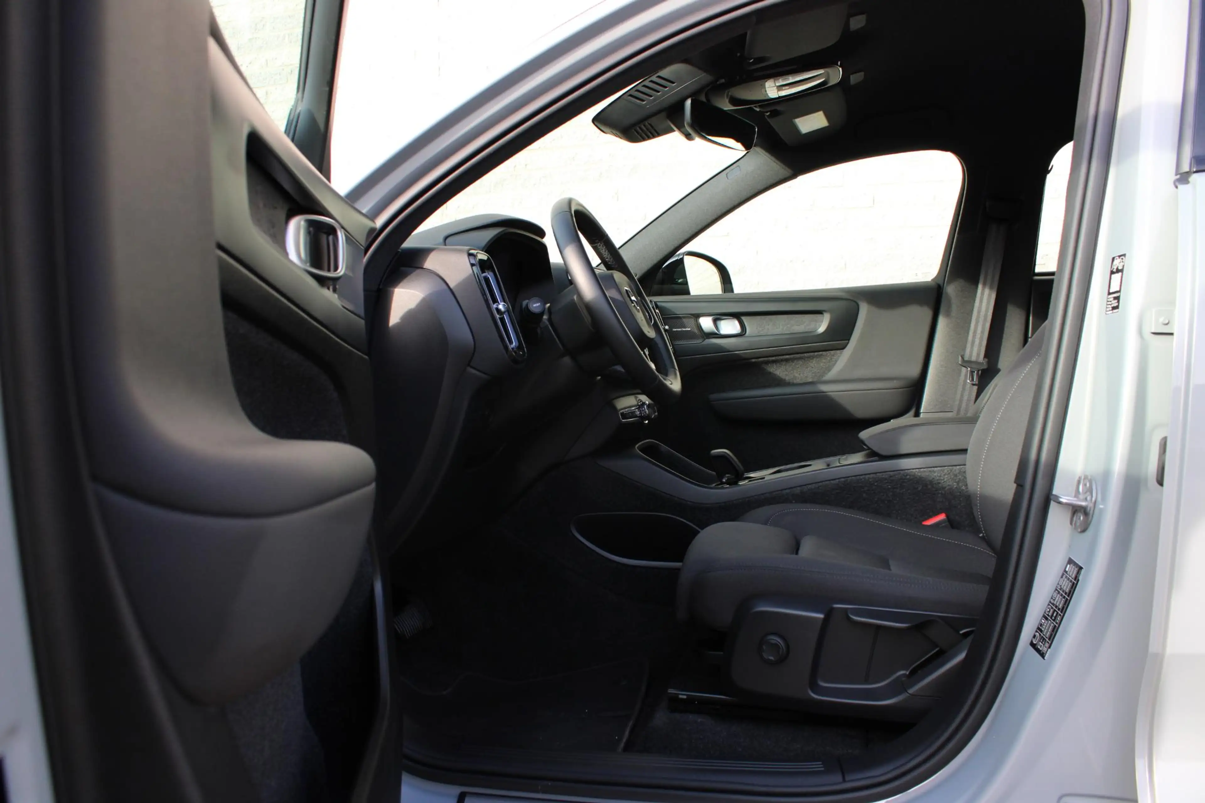 Volvo EX40 Single Motor Extended Range Plus 82 kWh | Trekhaak — photo 10
