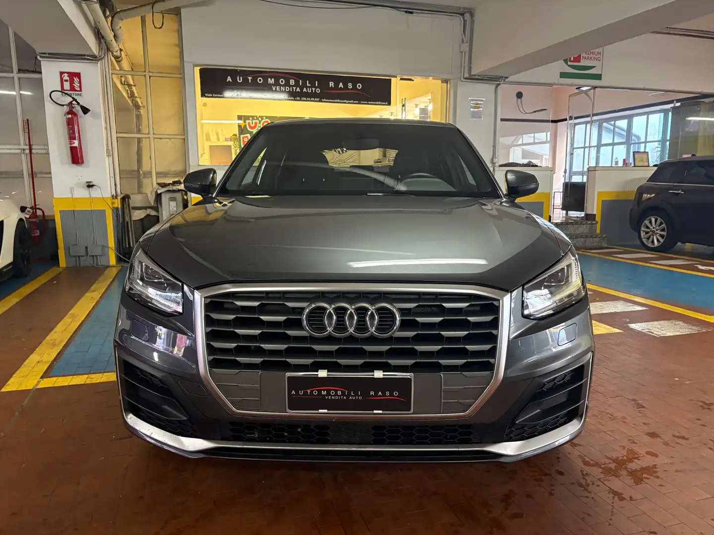 Audi Q2 Q2 I 2017 1.6 tdi S-Line Sport s-tronic Grigio - 2