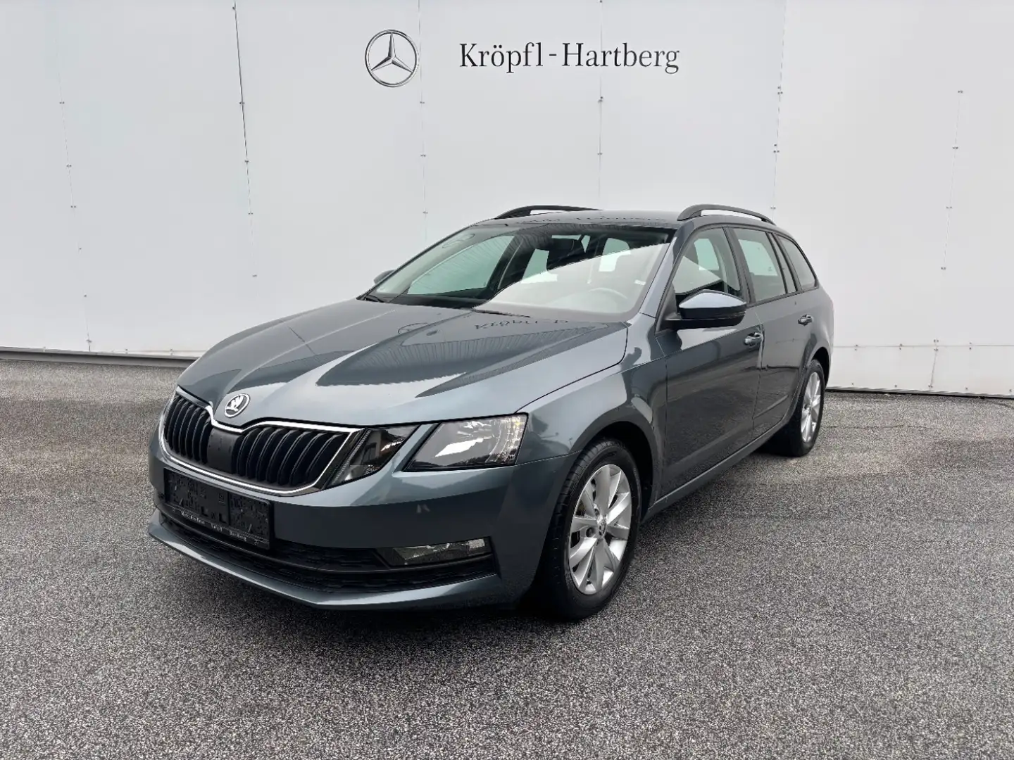 Skoda Octavia Combi 1.0 TSI Ambition Limited DSG MAXI Czarny - 2