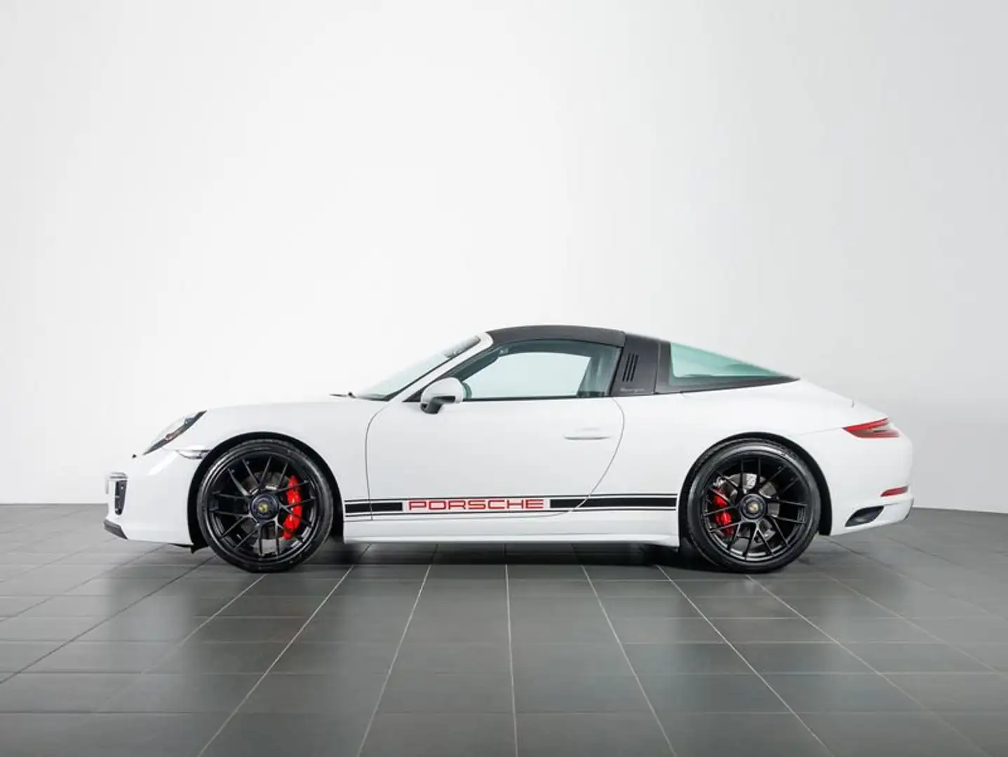 Porsche 911 3.0 Targa 4 GTS Bianco - 2