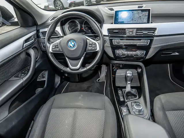 BMW X2 view 17