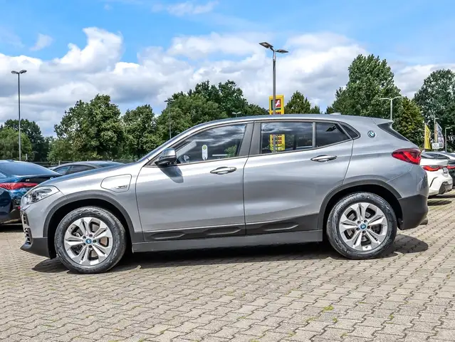 BMW X2 view 8