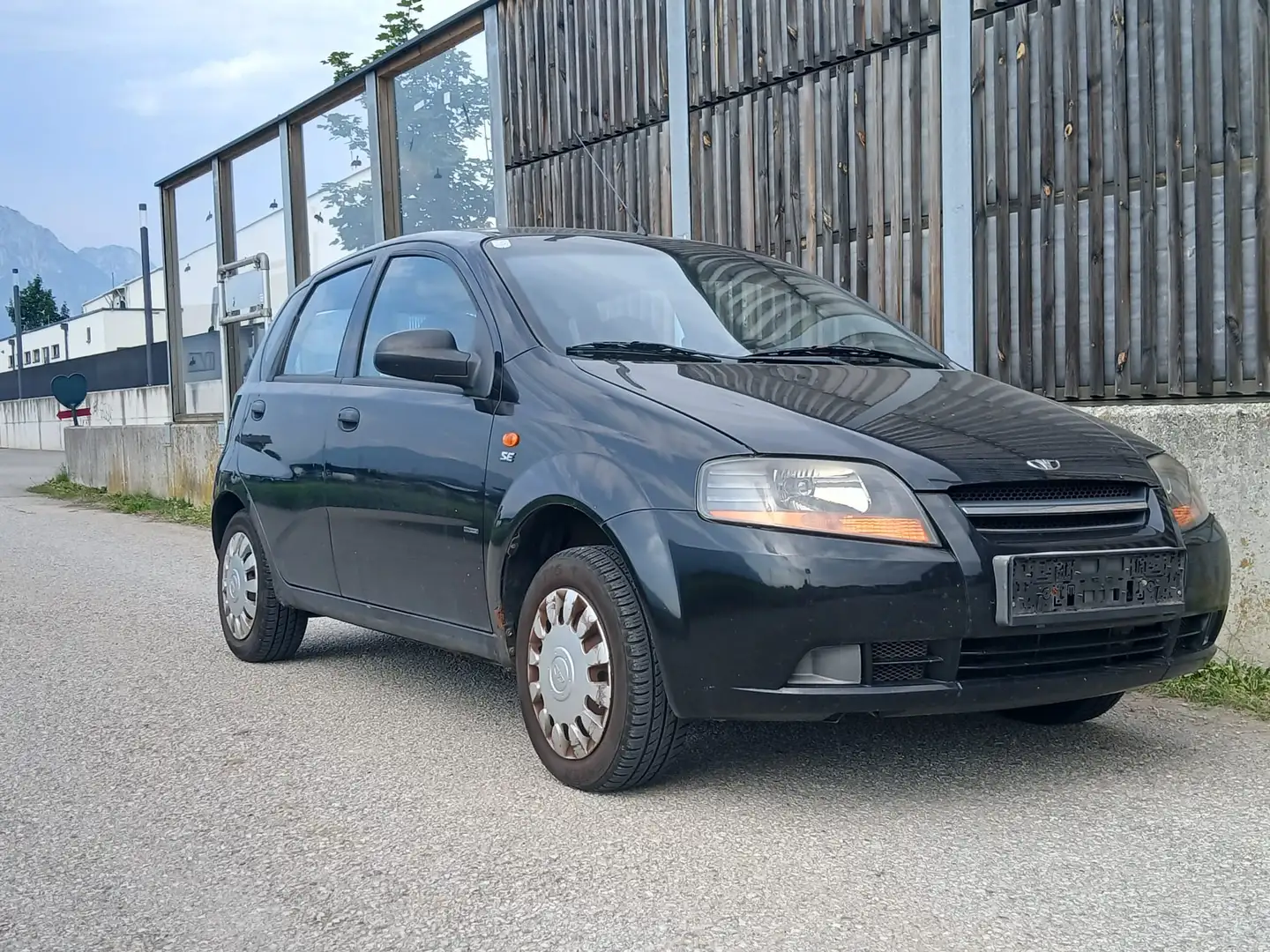 Daewoo Kalos 1,4 *Klima*5Türen*PICKERL IM ÜBERZUG* crna - 1