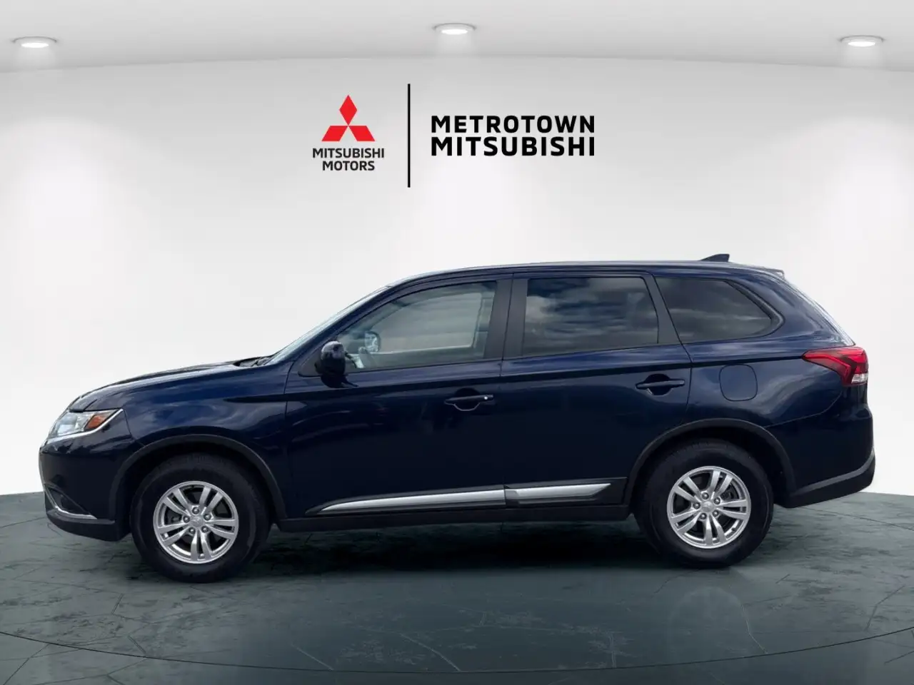 Mitsubishi Outlander снимка Mitsubishi Outlander