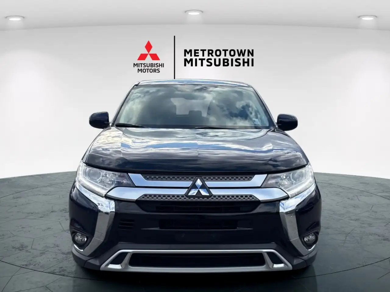 Mitsubishi Outlander снимка Mitsubishi Outlander