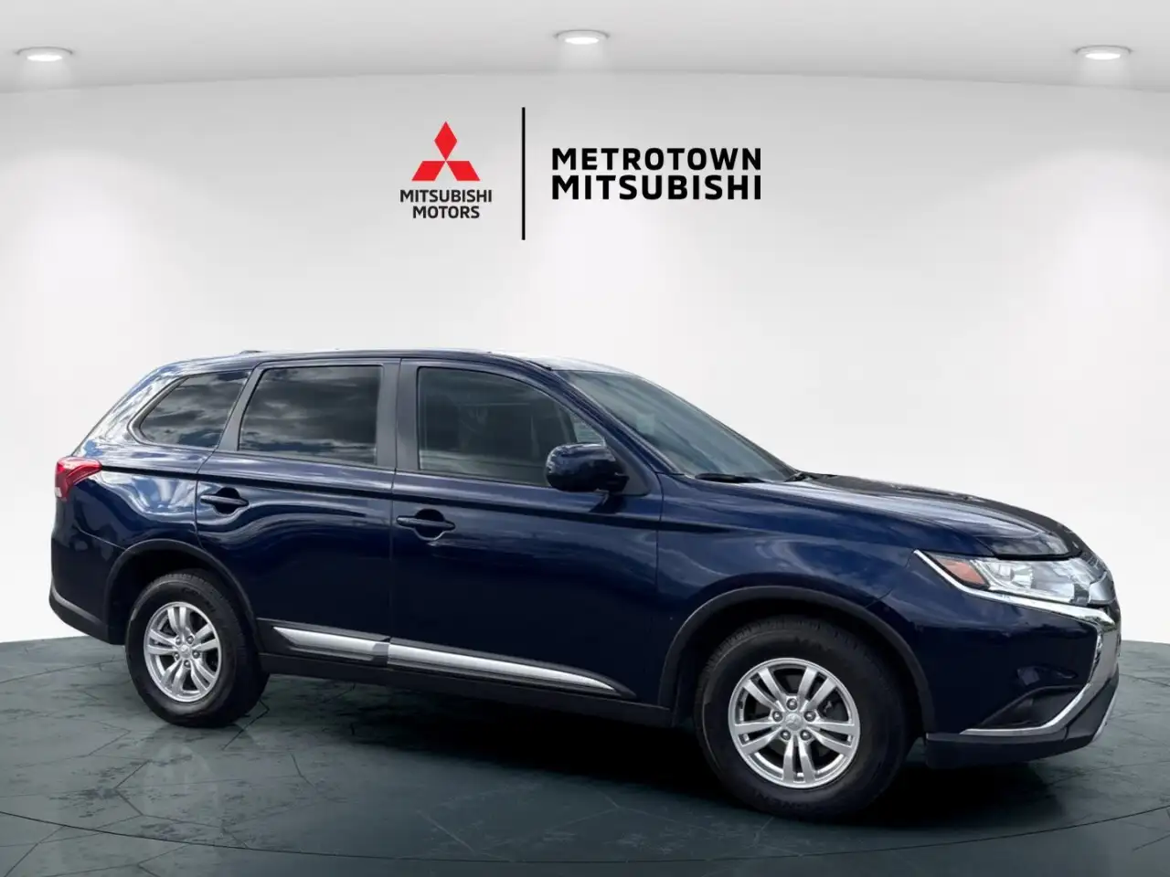 Mitsubishi Outlander снимка Mitsubishi Outlander