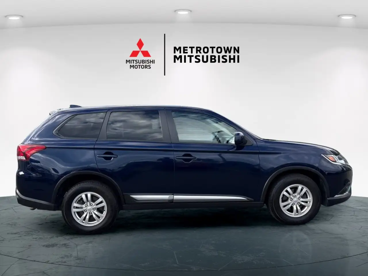Mitsubishi Outlander снимка Mitsubishi Outlander