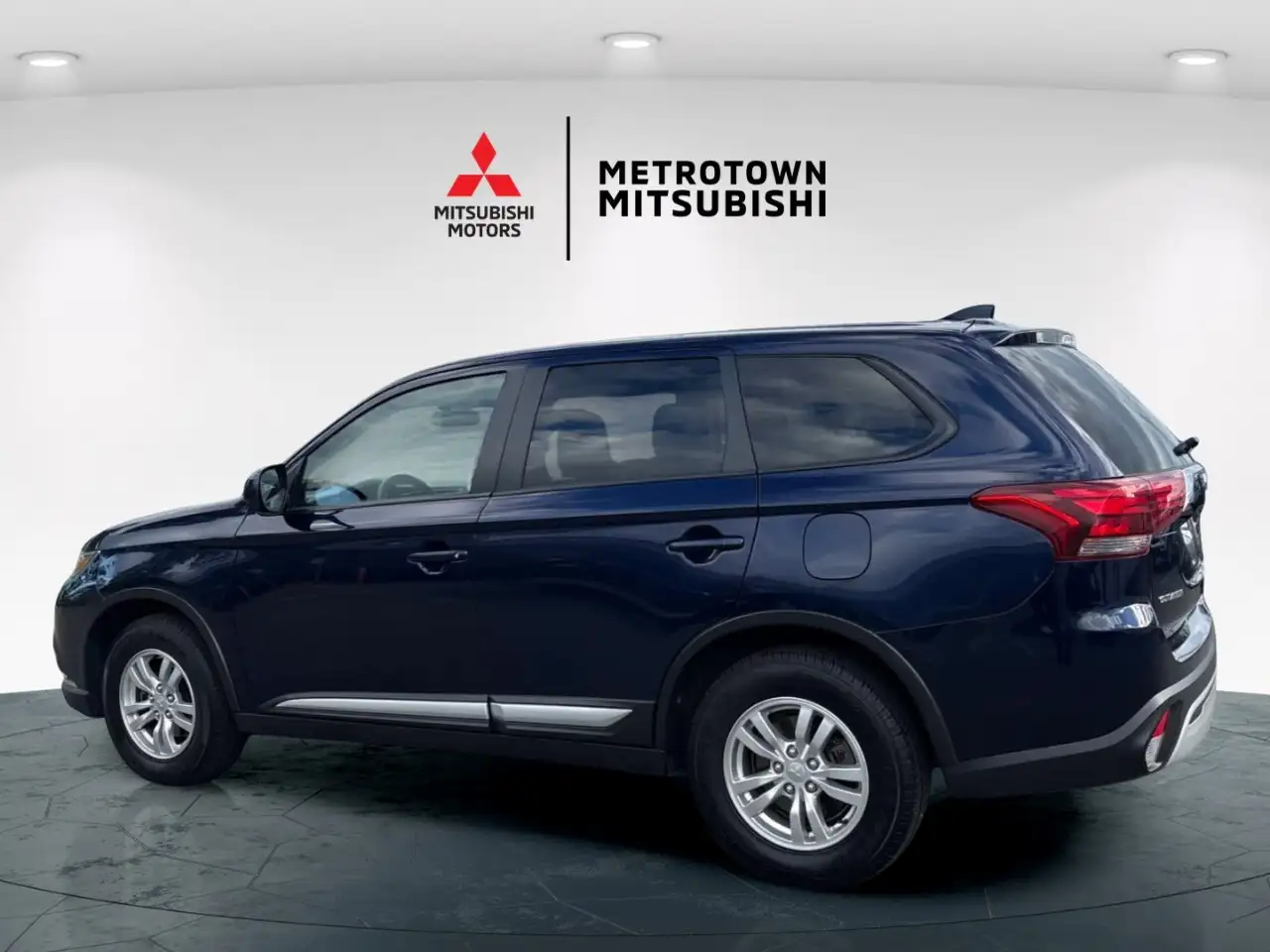 Mitsubishi Outlander снимка Mitsubishi Outlander