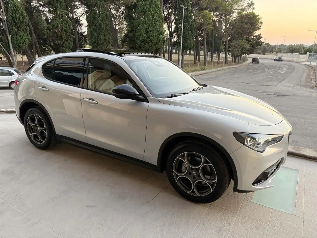 Alfa Romeo Stelvio 2023