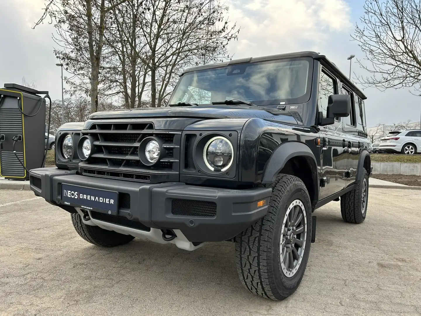 Ineos Grenadier Grenadier Fieldmaster Edition Autom./Park-Assist. Grau - 2