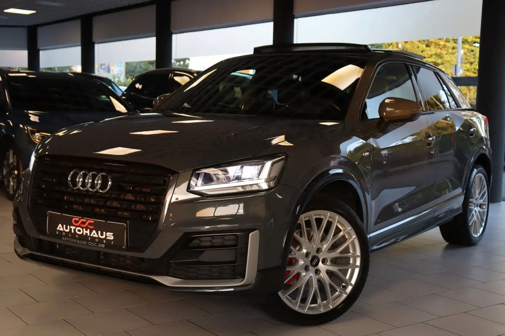 Audi Q2 40 TFSI Quattro S-line |PANO|B&O|KAMERA|ACC| Grau - 1
